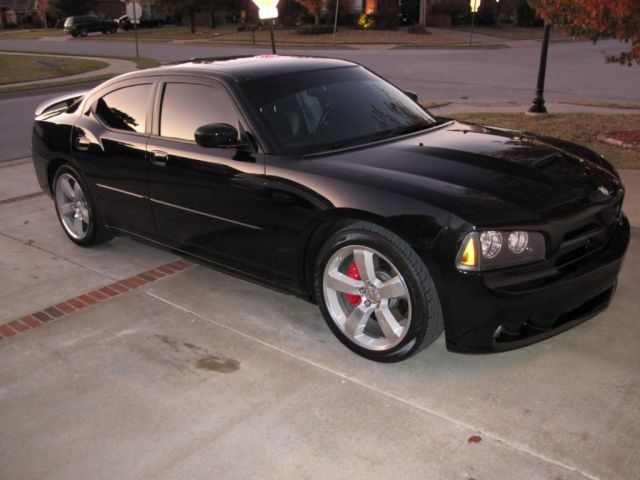 SRT8_001