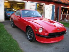 My 73 240Z looks good, but im doing a big overhaul on it. so it's in pieces now. Sold new in Sweden, 5 speed, Bre rear wing, front rubber air dam, rear swaybar are options it had from new.