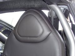 Pontiac Solstice Seats (showing space on top)