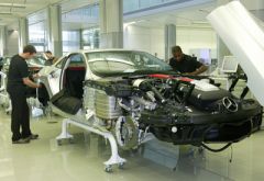 Exhaust - muffler location - Mercedes-McLaren SLR