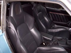 Honda S2000
leather seats