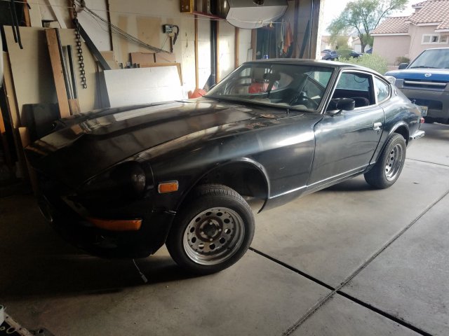 datsun 240.jpg