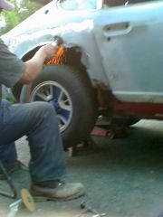 cutting out the rust!! replacing wheel arch, from Black Dragon...